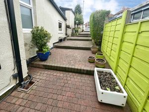 Front External- click for photo gallery